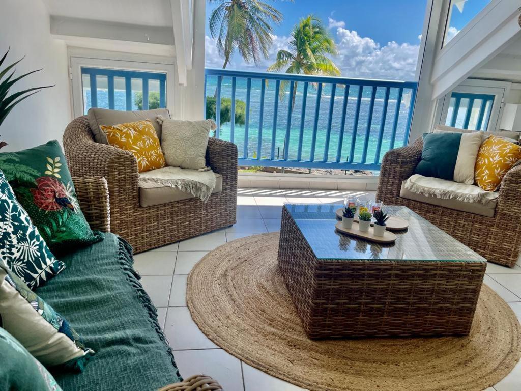 Ti Macloa - Appartement Les Pieds Dans L'Eau Sainte-Anne  Extérieur photo